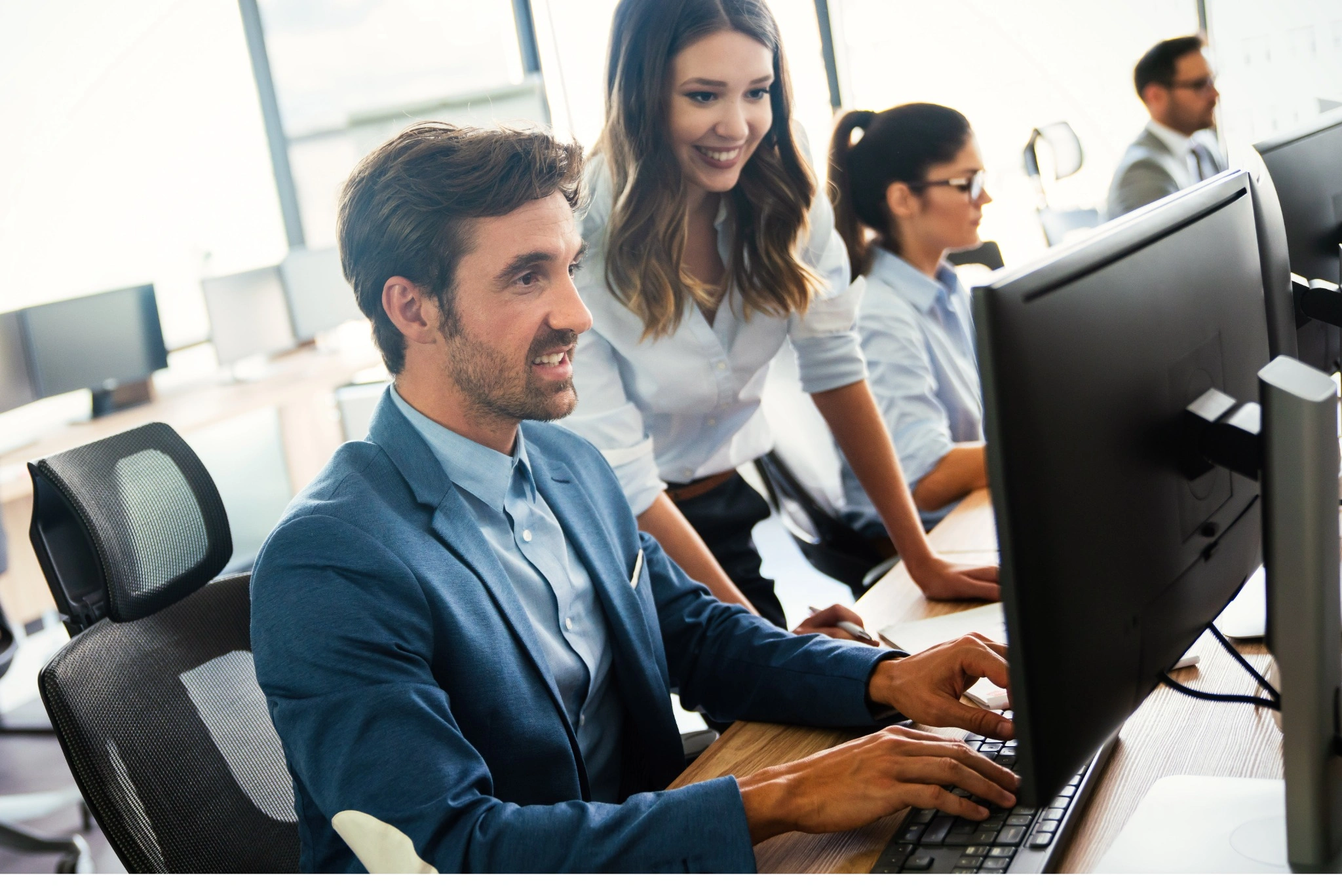 JoinBits team collaborating on a project